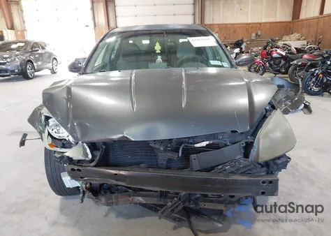 2005 Nissan Altima 2.5 S from USA, damaged, VIN 1N4AL11D85C359448